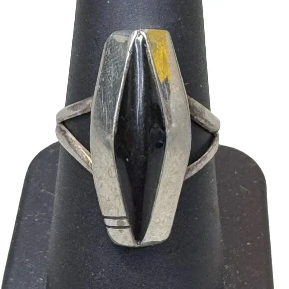 Vintage Modernist MCM Sterling Silver Ring Black Onyx Marquise Cut Stone Size 8 - Picture 1 of 10